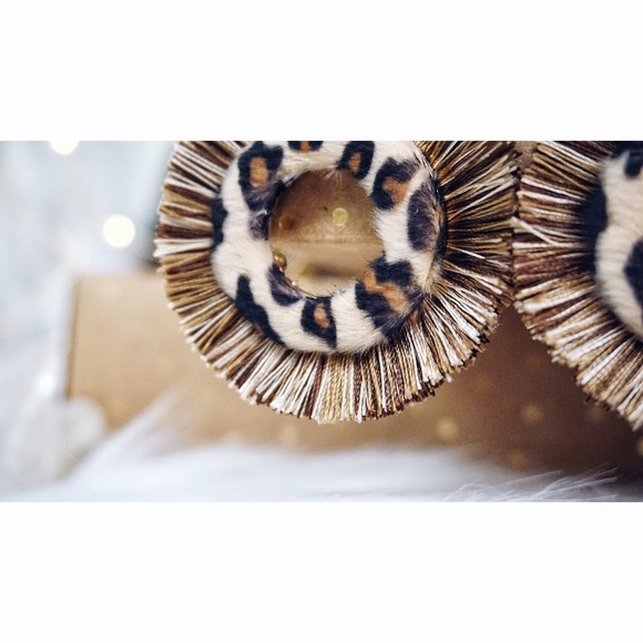 NEW! Leopard Tassel Fuzzy Stud Post Hoop Earrings - Picture 4 of 8